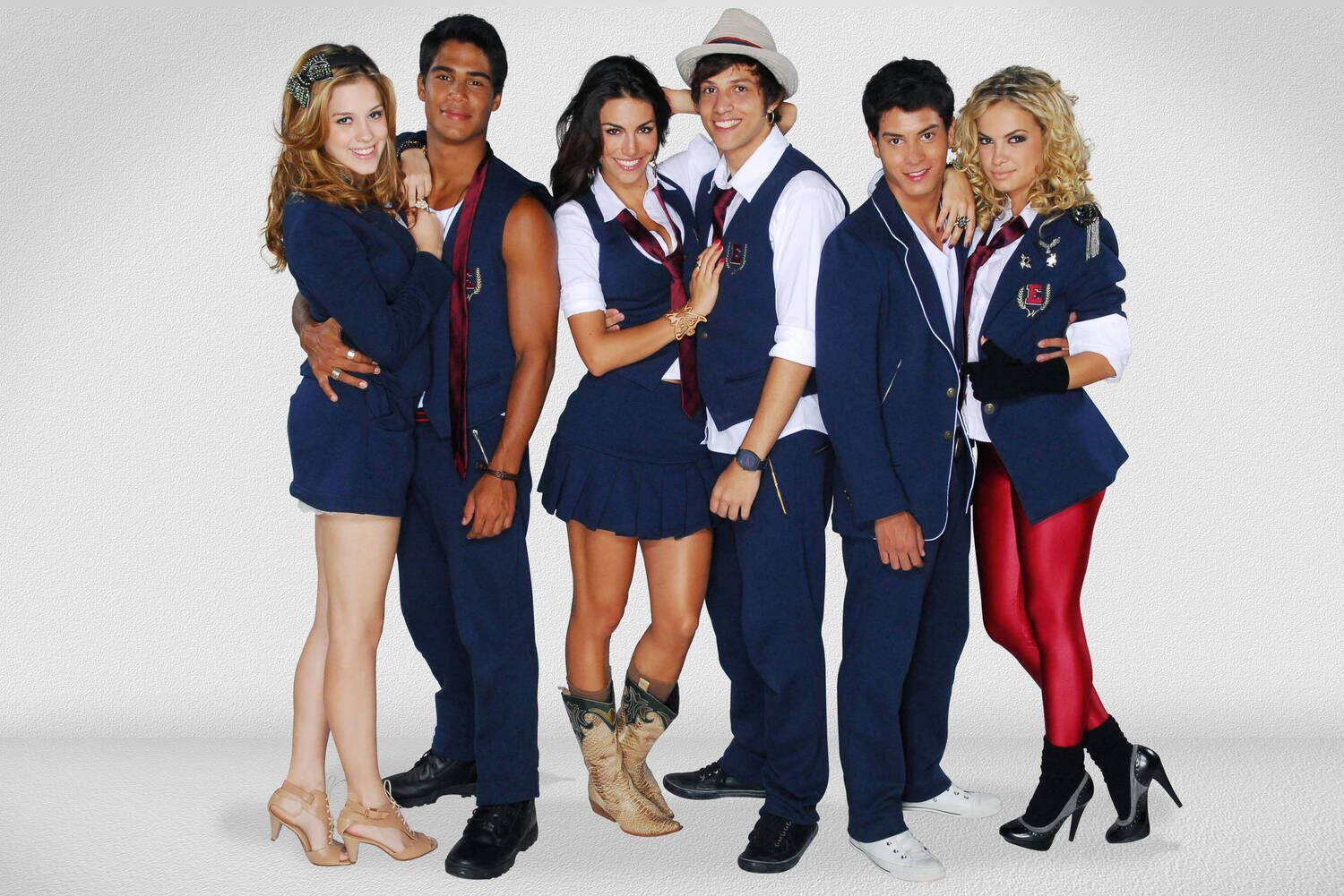 Banco de imagens : pessoa, menina, mulher, fotografia, molhado, parede,  retrato, modelo, Primavera, vermelho, cor, moda, roupas, senhora, estação,  rebelde, Diversão, vestir, beleza, sessão de fotos, Modelo de arte  3888x2450 - -, image size:1500x1001