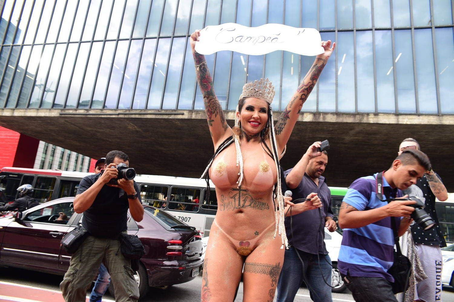 Sabrina boing boing nua - beejayentertainments.co.uk.