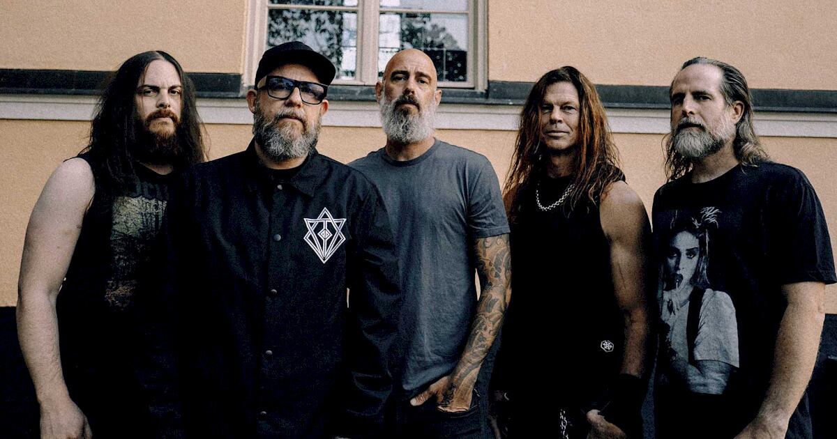 ボブ・ディラン　Temples In Flames　(3CD) O In Flames foi anunciado como parte da sequência de side shows do